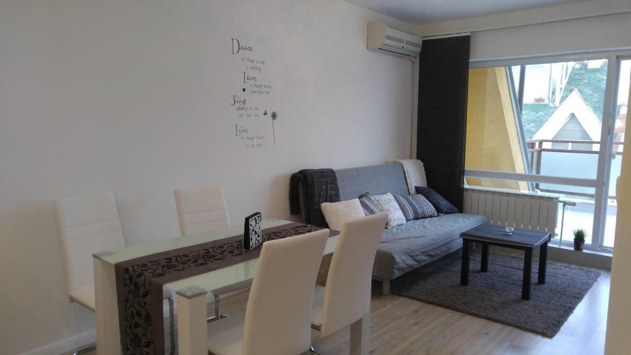 Modern Apartment Sofia Center Dış mekan fotoğraf